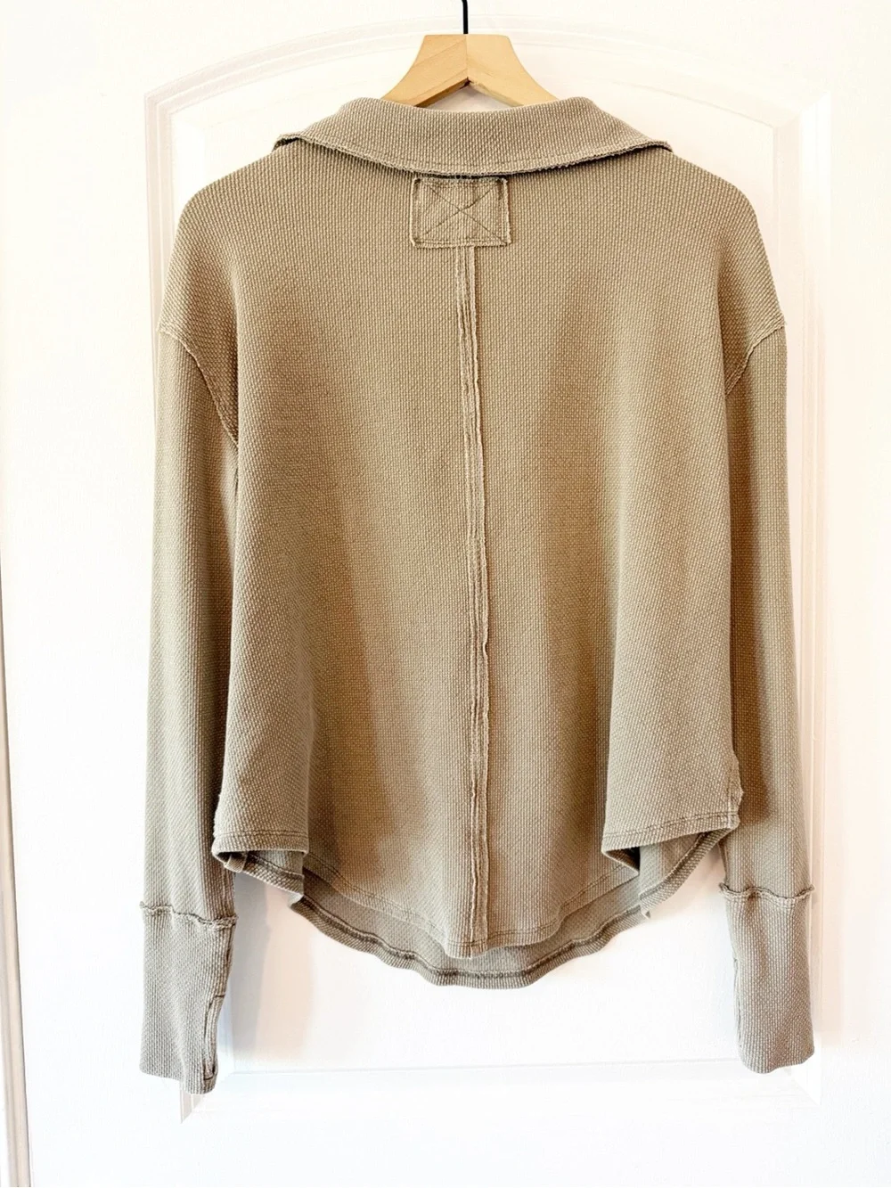 FREE PEOPLE Anakin Thermal Slouchy Henley Shirt Cobra Green Medium